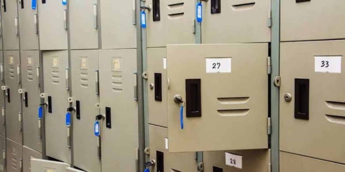 Plastic lockers for gyms